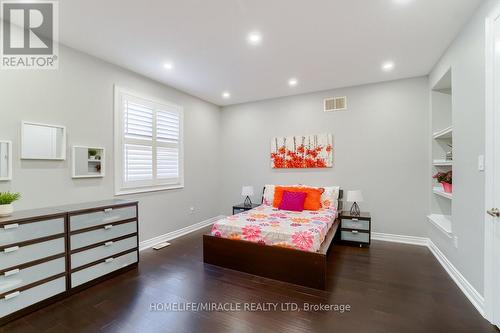 498 Wettlaufer Terr, Milton, ON - Indoor Photo Showing Bedroom