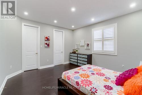 498 Wettlaufer Terr, Milton, ON - Indoor Photo Showing Bedroom