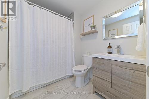 408 Vanier Drive, Milton, ON - Indoor Photo Showing Bathroom