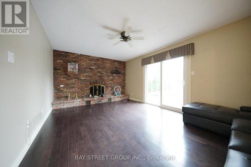 3380 Cider Mill Place, Mississauga, ON - Indoor Photo Showing Living Room With Fireplace