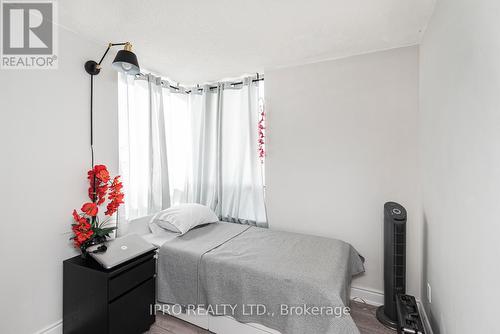 1104 - 285 Enfield Place, Mississauga, ON - Indoor Photo Showing Bedroom
