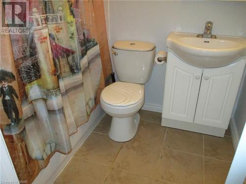 35 Breckenridge Drive Unit# 72, Kitchener, ON - Indoor Photo Showing Bathroom