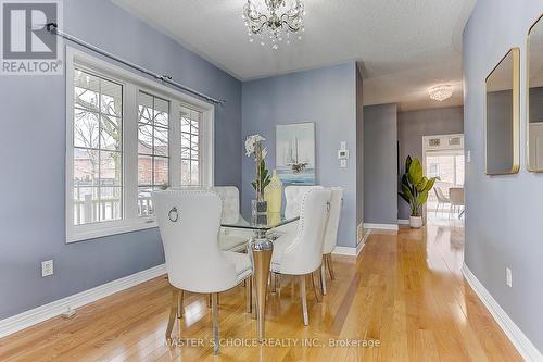 870 Isaac Phillips Way, Newmarket, ON - Indoor Photo Showing Dining Room