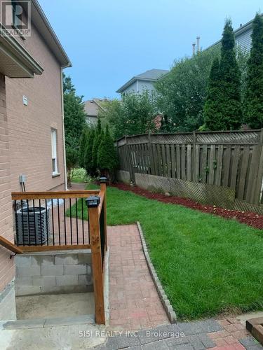 74 Covent Cres, Aurora, ON - Outdoor