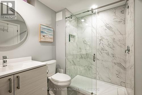 407 Mantle Ave, Whitchurch-Stouffville, ON - Indoor Photo Showing Bathroom
