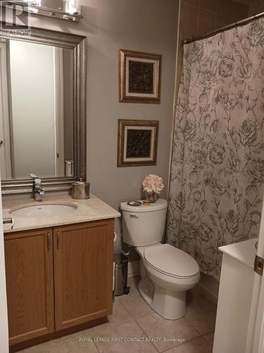 #101 -2300 Upper Middle Rd W, Oakville, ON - Indoor Photo Showing Bathroom