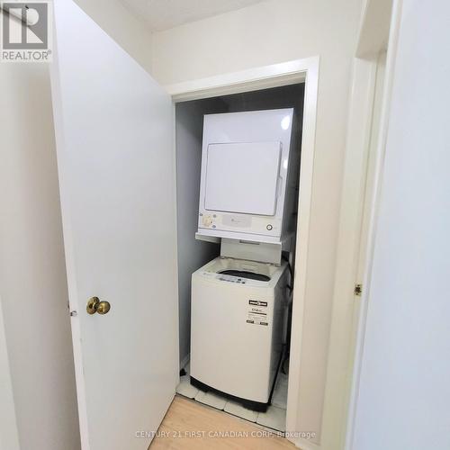 206 - 731 Deveron Crescent, London, ON - Indoor Photo Showing Laundry Room