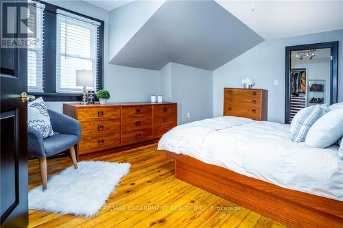 458 Lakeshore Road, Fort Erie, ON - Indoor Photo Showing Bedroom