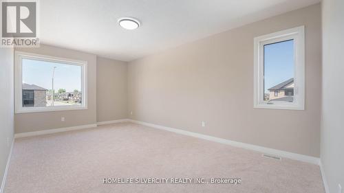 108 Sass Cres, Brant, ON - Indoor Photo Showing Other Room