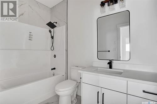 810 Weir Crescent, Warman, SK - Indoor Photo Showing Bathroom