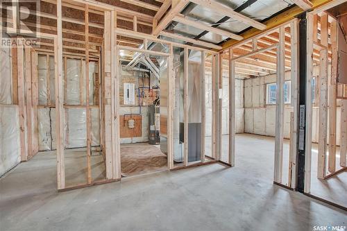 810 Weir Crescent, Warman, SK - Indoor Photo Showing Basement