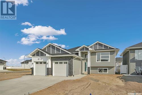 810 Weir Crescent, Warman, SK - Outdoor With Facade