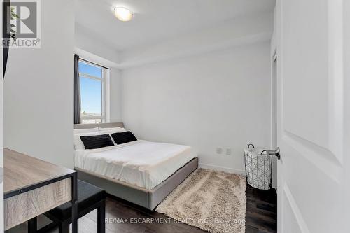 404 - 450 Dundas Street E, Hamilton, ON - Indoor Photo Showing Bedroom