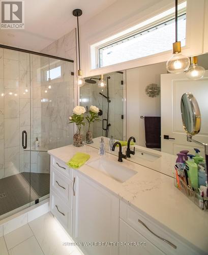 47 Ashby Cres, Strathroy-Caradoc, ON - Indoor Photo Showing Bathroom