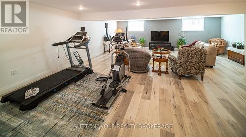 47 Ashby Cres, Strathroy-Caradoc, ON - Indoor Photo Showing Gym Room