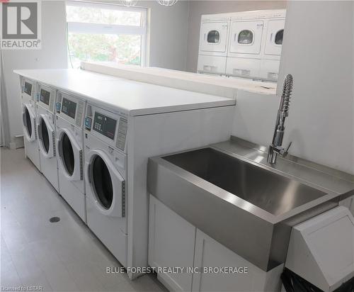 1105 - 563 Mornington Avenue, London, ON - Indoor Photo Showing Laundry Room