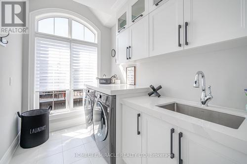 6 Stokes Drive, King, ON - Indoor Photo Showing Laundry Room