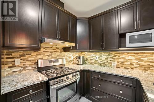 10 Piane Avenue, Brampton, ON - Indoor Photo Showing Kitchen With Upgraded Kitchen
