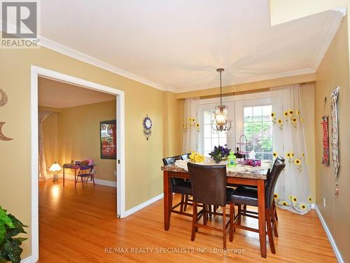 2054 Davebrook Rd, Mississauga, ON - Indoor Photo Showing Dining Room