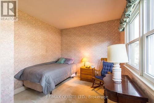 245 Victoria Avenue, Belleville, ON - Indoor Photo Showing Bedroom