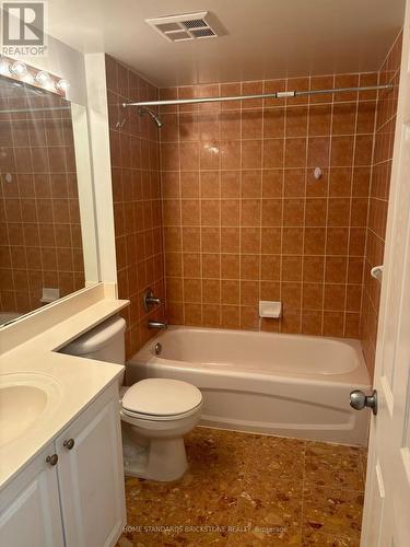 612 - 35 Finch Avenue E, Toronto, ON - Indoor Photo Showing Bathroom