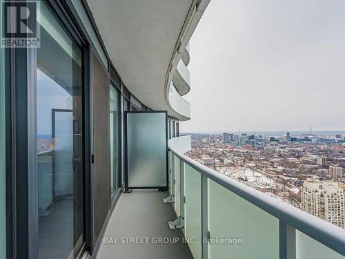 3701 - 403 Church Street, Toronto, ON - Outdoor With View With Exterior