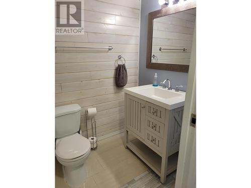 155 Vanderview Drive, Vanderhoof, BC - Indoor Photo Showing Bathroom