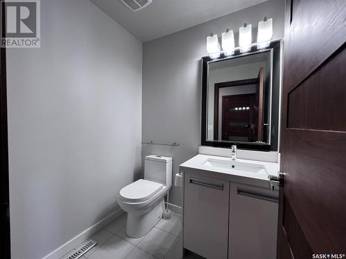419 1303 Paton Crescent, Saskatoon, SK - Indoor Photo Showing Bathroom