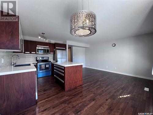 419 1303 Paton Crescent, Saskatoon, SK - Indoor Photo Showing Kitchen With Stainless Steel Kitchen