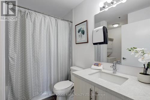 116 - 2490 Old Bronte Road, Oakville, ON - Indoor Photo Showing Bathroom