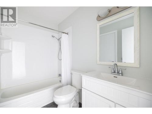 4100 24 Avenue Unit# 114, Vernon, BC - Indoor Photo Showing Bathroom