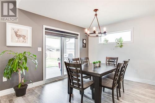 110 Field Street, Lambton Shores, ON - Indoor Photo Showing Dining Room