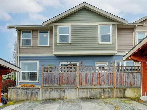 15-1515 Keating Cross Rd, Central Saanich, BC - Outdoor