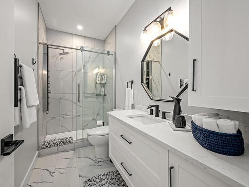 4021 Allview Dr, Bowser, BC - Indoor Photo Showing Bathroom