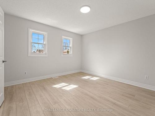 356 Kennedy St W, Aurora, ON - Indoor Photo Showing Other Room