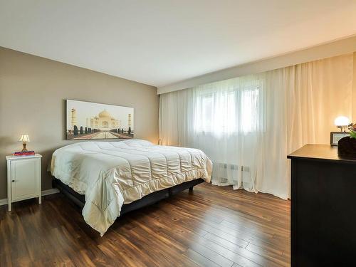 Master bedroom - 200 Rue Hillview, Gatineau (Gatineau), QC - Indoor Photo Showing Bedroom