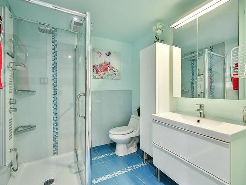 Bathroom - 200 Rue Hillview, Gatineau (Gatineau), QC - Indoor Photo Showing Bathroom
