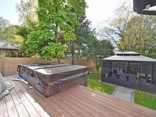 10 Birchard Blvd, East Gwillimbury, ON - Outdoor With Deck Patio Veranda