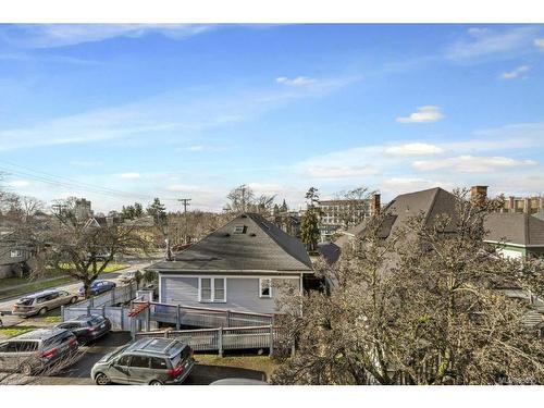 303-640 Michigan St, Victoria, BC - Outdoor With View