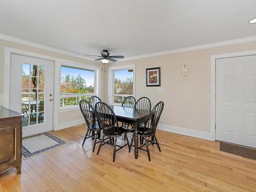 1446 Chilco Rd, Crofton, BC - Indoor Photo Showing Dining Room