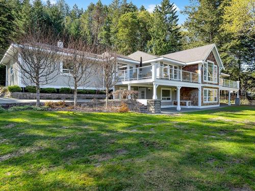 1446 Chilco Rd, Crofton, BC - Outdoor With Deck Patio Veranda