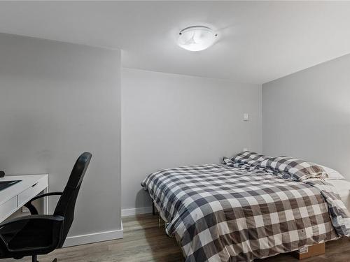 62 Cambridge St, Victoria, BC - Indoor Photo Showing Bedroom
