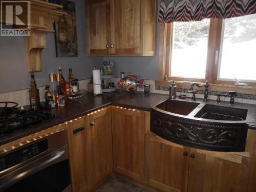 69 Route 391 Other, King'S Point, NL - Indoor Photo Showing Kitchen With Double Sink