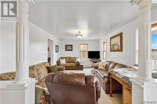 326 Dorn Ridge Road, Burtts Corner, NB - Indoor Photo Showing Living Room