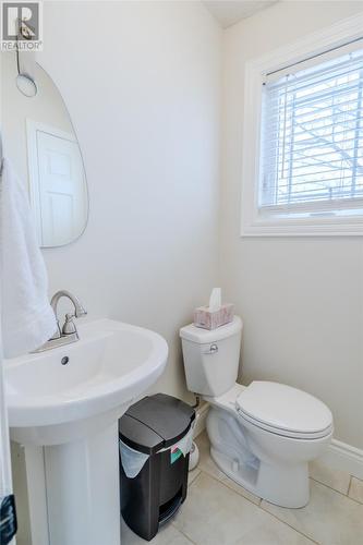 16 Senate Crescent, Mount Pearl, NL - Indoor Photo Showing Bathroom