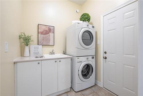 64 Morris Trail, Welland, ON - Indoor Photo Showing Laundry Room