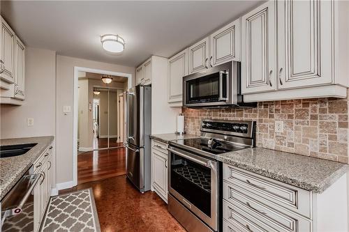 430 Pearl Street|Unit #504, Burlington, ON - Indoor Photo Showing Kitchen With Double Sink