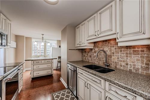 430 Pearl Street|Unit #504, Burlington, ON - Indoor Photo Showing Kitchen With Double Sink With Upgraded Kitchen