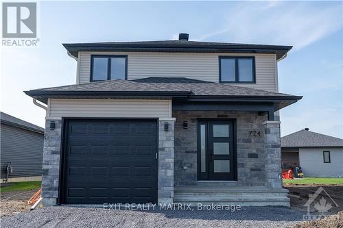 724 Walton Street, Cornwall, ON - Outdoor