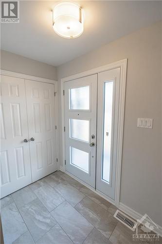 724 Walton Street, Cornwall, ON - Indoor Photo Showing Other Room